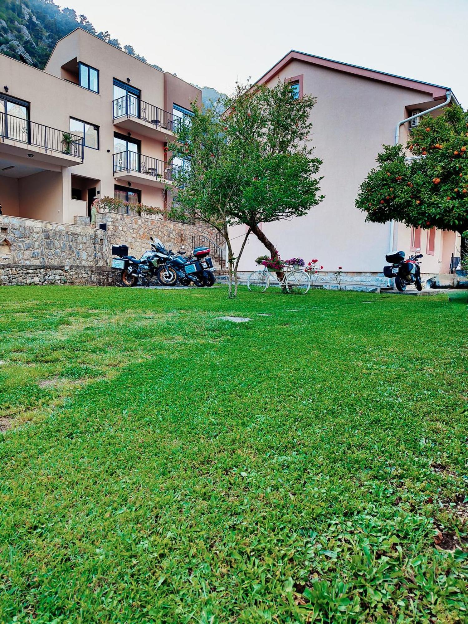 Apartman Dolcerosa Kotor Exterior foto